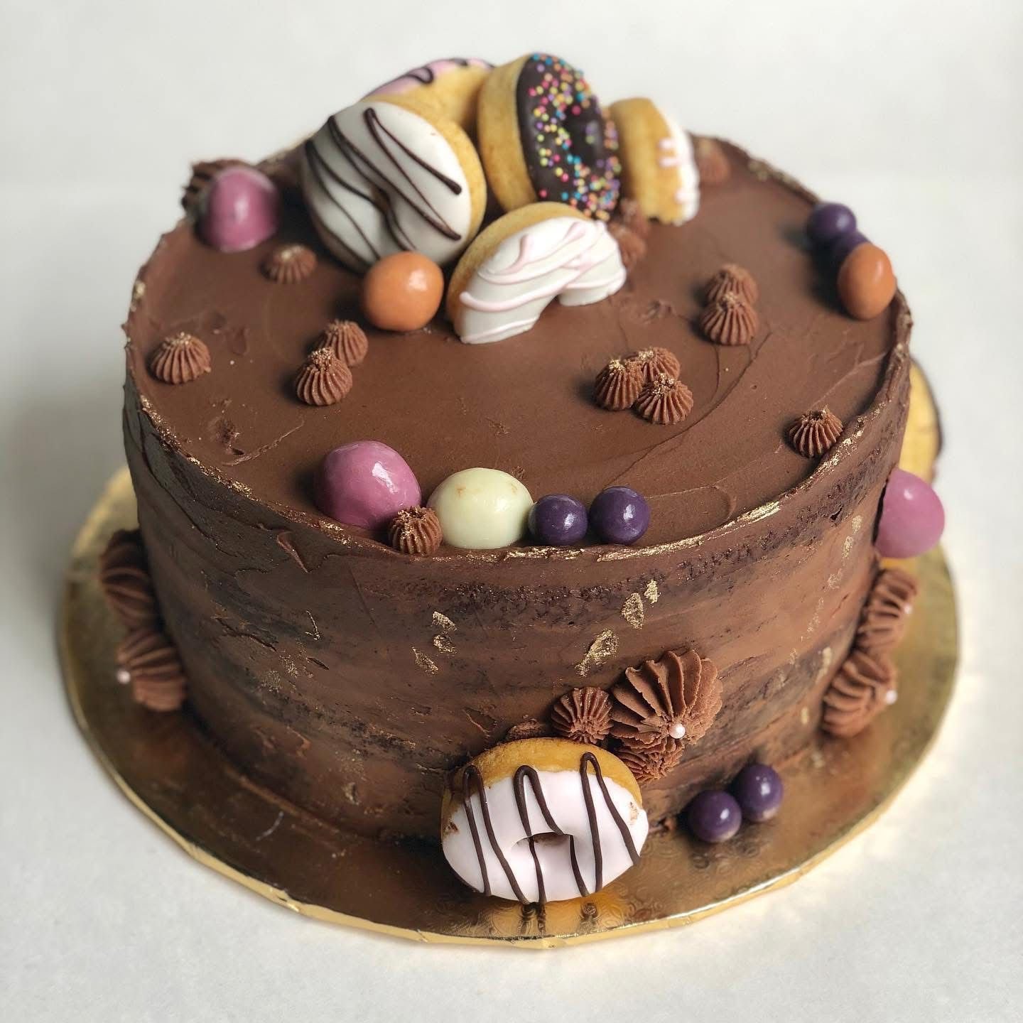 Cake Creations & Pastries Details